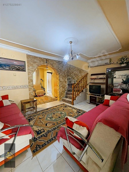 Saadet Korkmaz Emlak'tan Dikili Bankacılar'da Kiralık 2+1 Villa — fotoğraf 2
