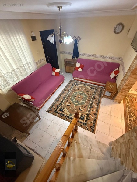 Saadet Korkmaz Emlak'tan Dikili Bankacılar'da Kiralık 2+1 Villa — fotoğraf 5