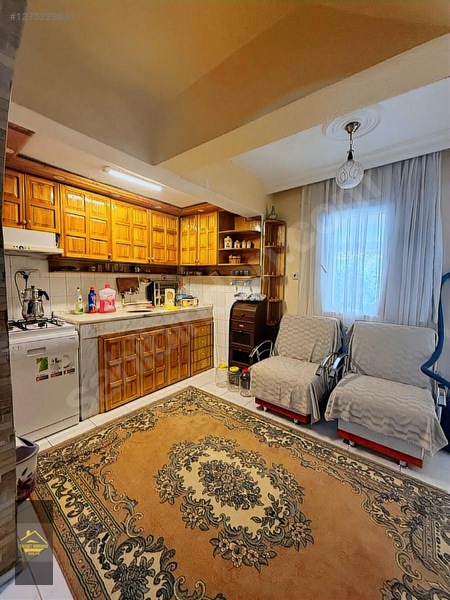 Saadet Korkmaz Emlak'tan Dikili Bankacılar'da Kiralık 2+1 Villa — fotoğraf 6