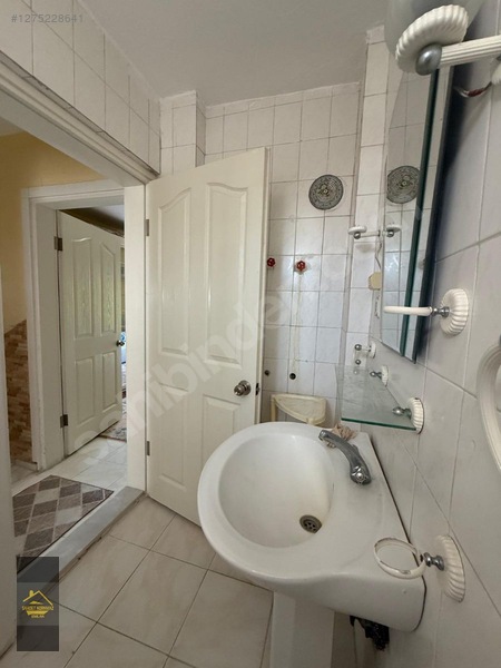 Saadet Korkmaz Emlak'tan Dikili Bankacılar'da Kiralık 2+1 Villa — fotoğraf 21