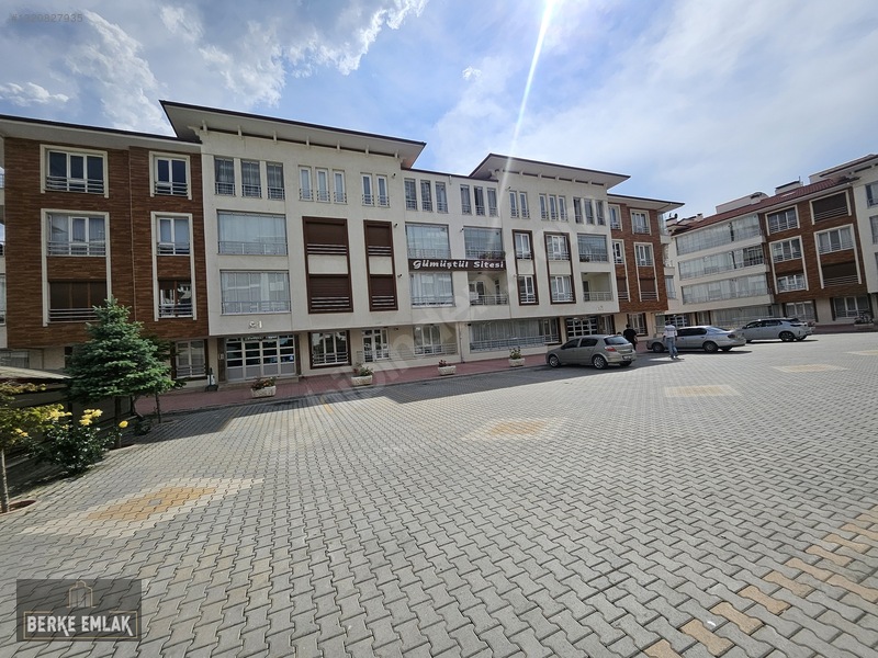 Gümüştül Sitesi'nde Satılık 3+1 Lüks Daire, 140m², Merkezi Konum — fotoğraf 3