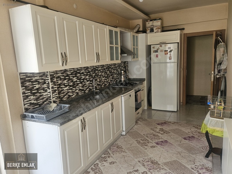 Gümüştül Sitesi'nde Satılık 3+1 Lüks Daire, 140m², Merkezi Konum — fotoğraf 18