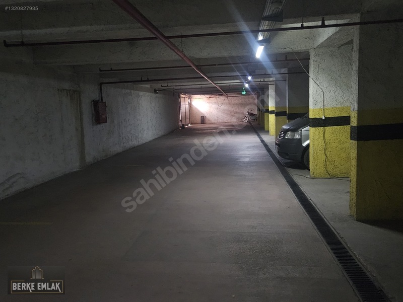 Gümüştül Sitesi'nde Satılık 3+1 Lüks Daire, 140m², Merkezi Konum — fotoğraf 25