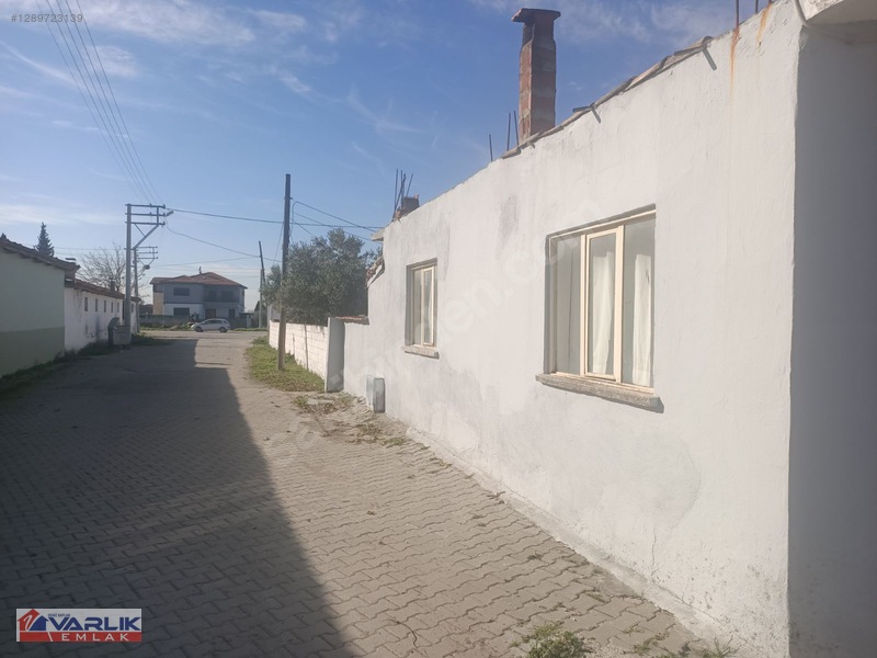 Varlık Emlak Tan Manisa Tepecik Mh.satılık Müstakil Ev Ve Arsası — fotoğraf 28