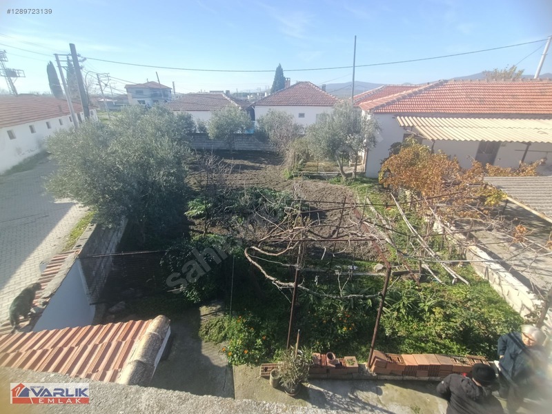 Varlık Emlak Tan Manisa Tepecik Mh.satılık Müstakil Ev Ve Arsası — fotoğraf 30