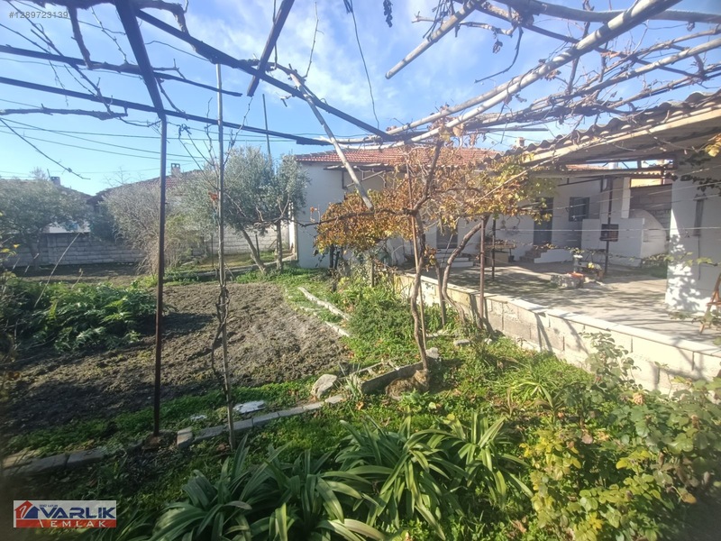 Varlık Emlak Tan Manisa Tepecik Mh.satılık Müstakil Ev Ve Arsası — fotoğraf 32