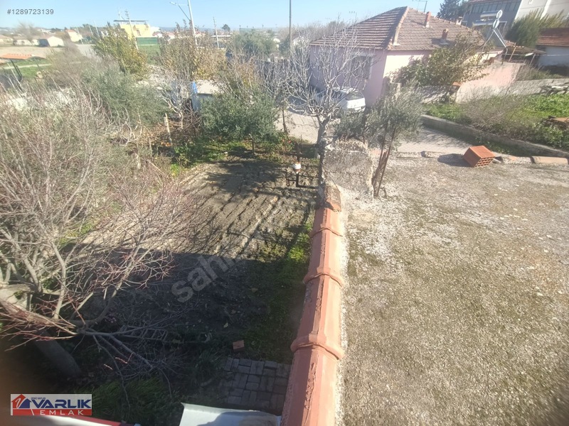 Varlık Emlak Tan Manisa Tepecik Mh.satılık Müstakil Ev Ve Arsası — fotoğraf 34