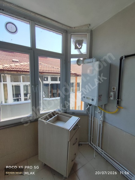 Yenice Ayyıldız Sitesi'nde Panoramik Manzaralı 3+1 Kiralık Daire — fotoğraf 4