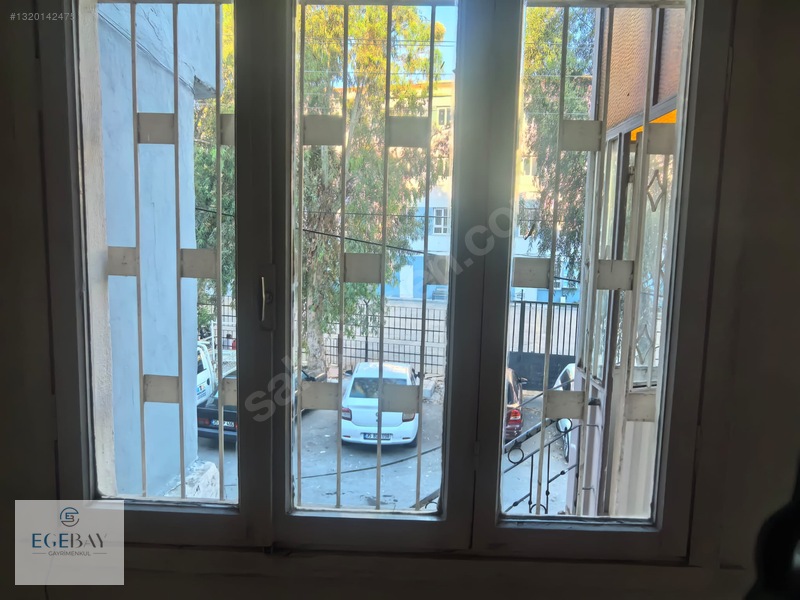 Egebaydan Yunus Emre Mah'snde Harika Konumda 2 Katlı Müstakil Ev — fotoğraf 14