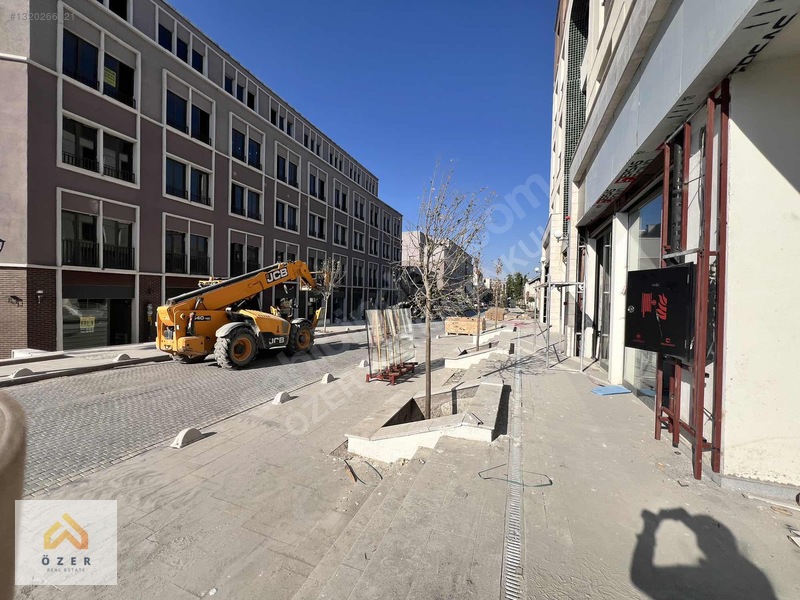 Özer Gayrimenkulden Merkezde Ana Cadde Üzeri Kiralık İş Yerleri — fotoğraf 5