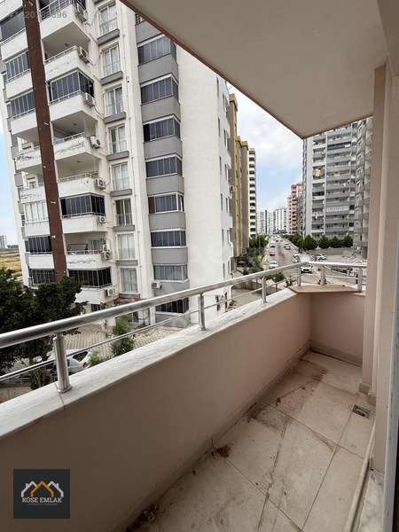 3+1 İskanlı Hasarsız Doğalgazlı Caddeye Yakın — fotoğraf 10