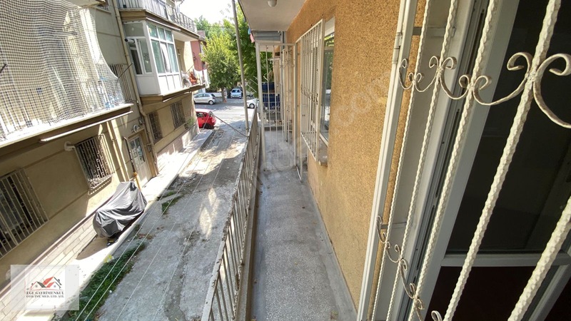 Ege'den Bülbülderesi Cad. Üzerinde 1.kat 4+1 Kombili Daire — fotoğraf 11