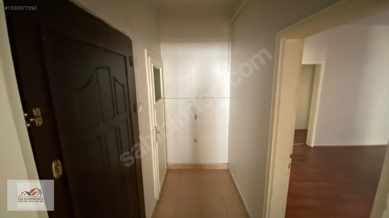 Ege'den Bülbülderesi Cad. Üzerinde 1.kat 4+1 Kombili Daire — fotoğraf 17