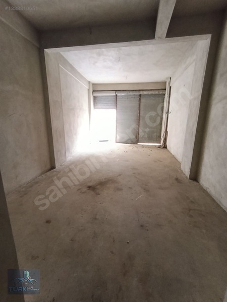 Türk Gyo'dan Orta Mah.'de 72 M2 Satılık 2 Bölüm Şeklinde Dükkan — fotoğraf 2