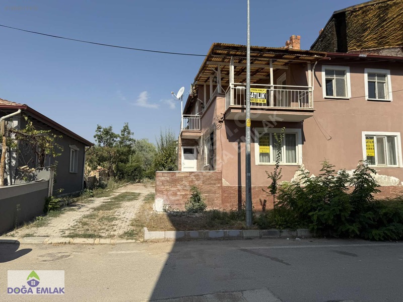 Doğa Emlaktan Gazlıgölde Termal Havuzlu Müstakil Ev