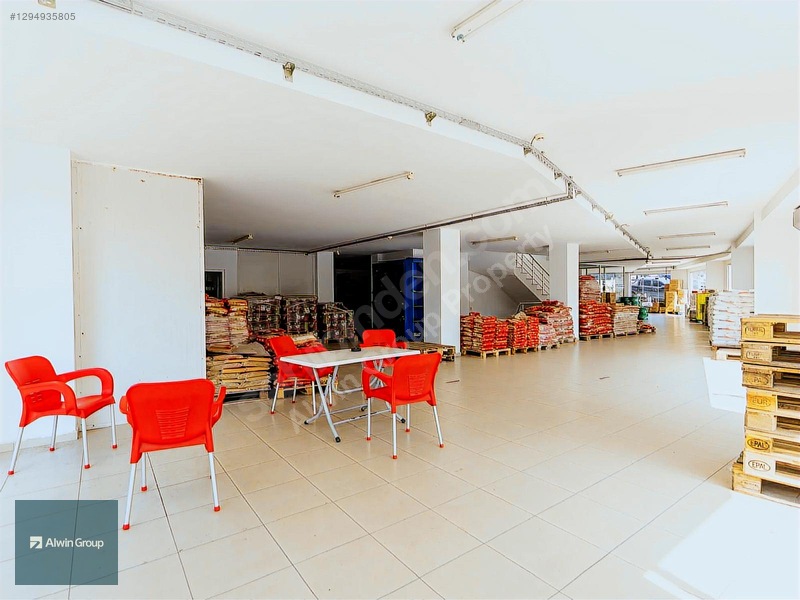 Alanya Merkez'de 1150 M2'lik Satılık Dükkan — fotoğraf 8