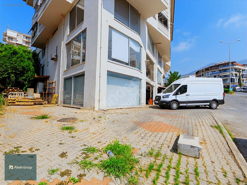 Alanya Merkez'de 1150 M2'lik Satılık Dükkan — fotoğraf 10