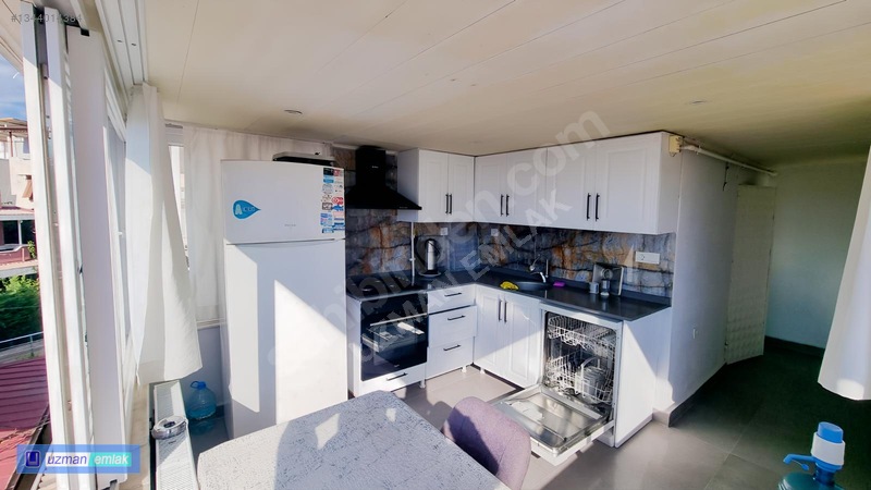 Kadınlar Denizi Deniz Manzaralı Site İçinde 3+1 Kiralık Villa — fotoğraf 9