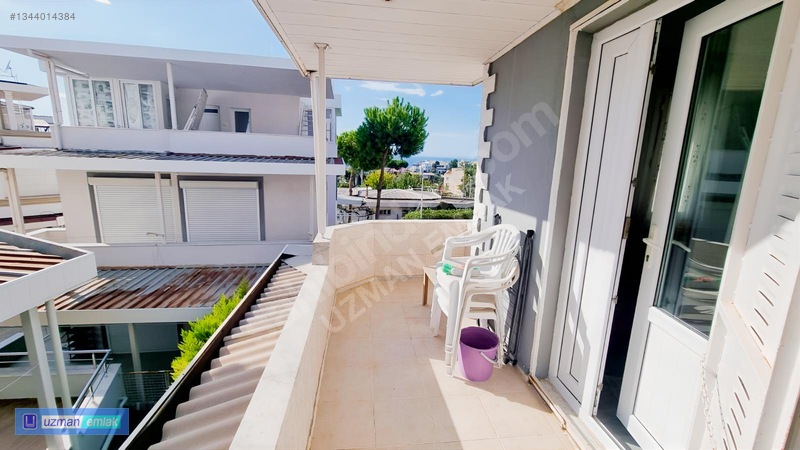Kadınlar Denizi Deniz Manzaralı Site İçinde 3+1 Kiralık Villa — fotoğraf 11