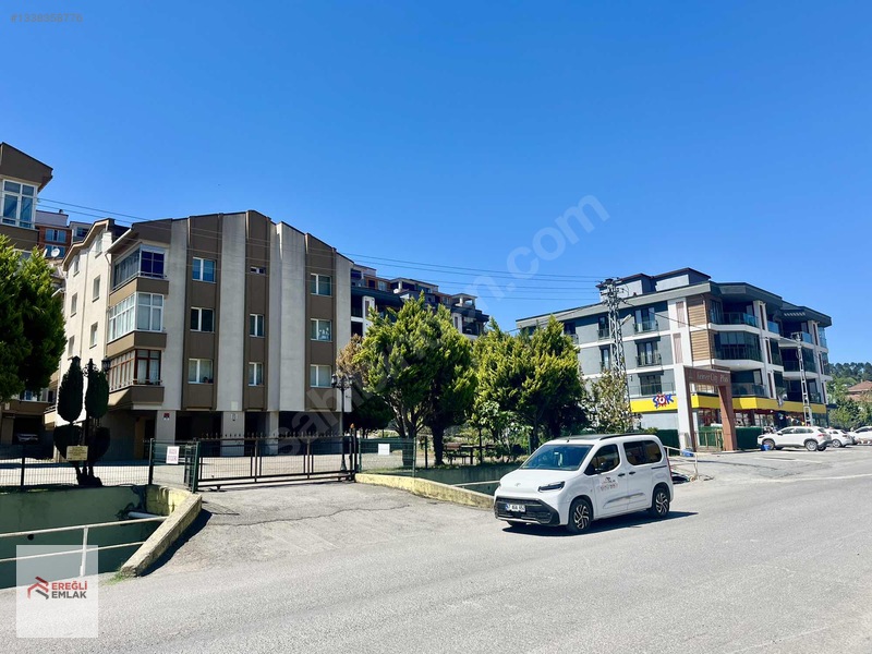 Sahile Askeriyeye Adliyeye Yürüme Mesafesinde Satılık 3+1 — fotoğraf 6
