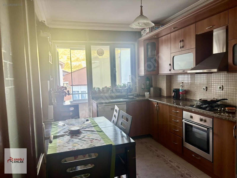 Sahile Askeriyeye Adliyeye Yürüme Mesafesinde Satılık 3+1 — fotoğraf 19