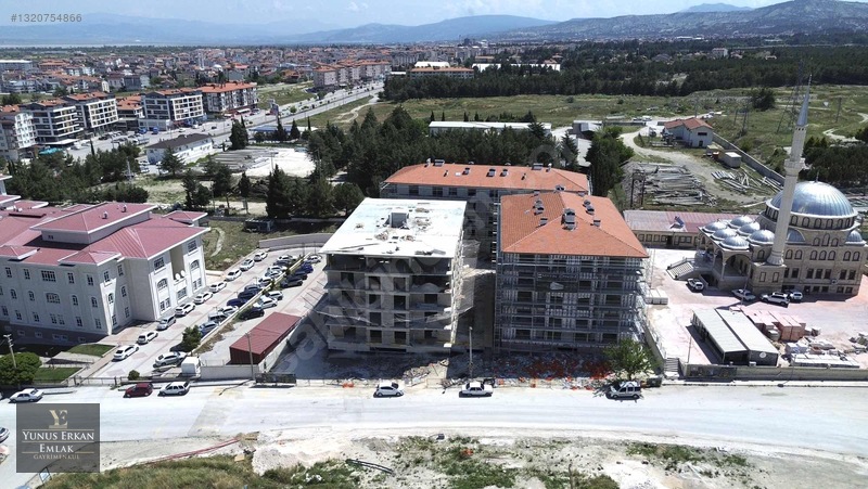Yunus Erkan*dan Emek*te Site İçinde Satılık Sıfır Lüks 2+1 Daire — fotoğraf 3