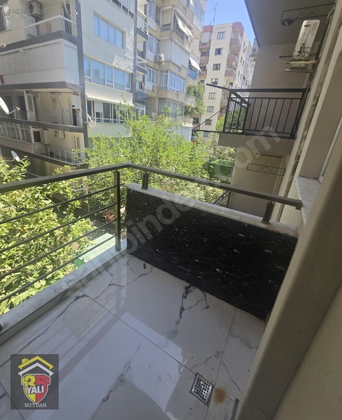 Büyük Daire İsteyenlere İstinye Park Yakını 3+1 Ara-kat 150m2 — fotoğraf 12