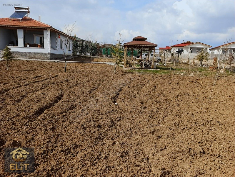 Acil Acil Tatlar Sakızagacın Da 1000 Metre Arsa 100 Metre Evi — fotoğraf 2