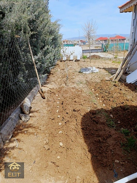 Acil Acil Tatlar Sakızagacın Da 1000 Metre Arsa 100 Metre Evi — fotoğraf 8