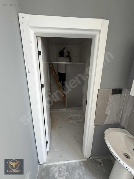 Kızıltepe Yeni Galericiler Sitesinde Kiralık Dükkanlar — fotoğraf 6