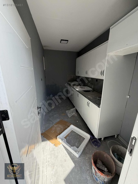 Kızıltepe Yeni Galericiler Sitesinde Kiralık Dükkanlar — fotoğraf 7