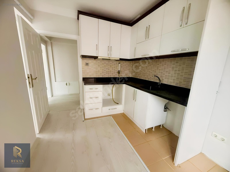 Reksa'dan Merkezde 3+1 Satılık Daire — fotoğraf 16
