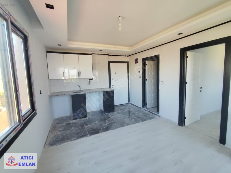 Sarıçam'da Kiralık 1+1 Daire: Merkezi Konum, Doğalgaz Kombili — fotoğraf 4