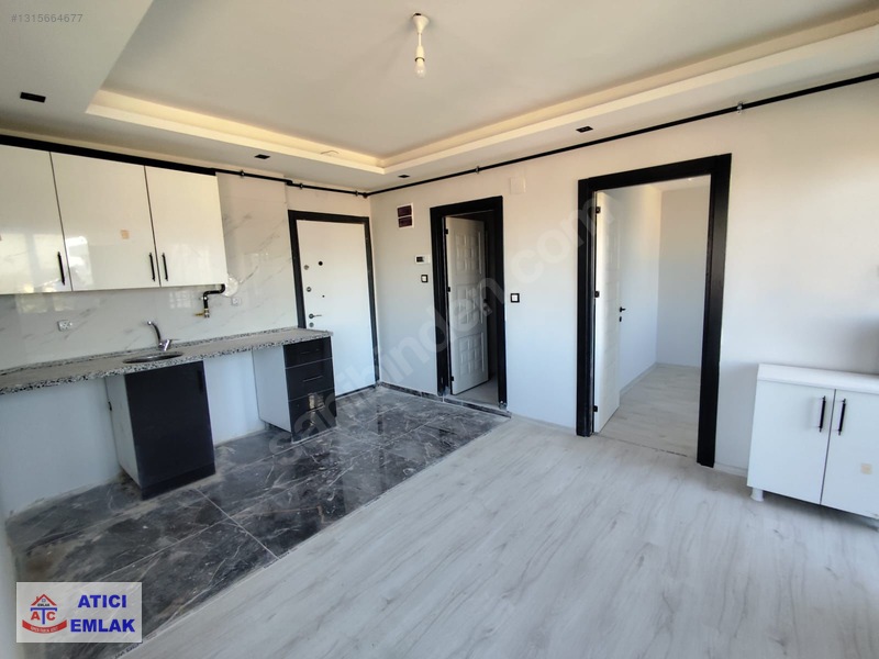 Sarıçam'da Kiralık 1+1 Daire: Merkezi Konum, Doğalgaz Kombili — fotoğraf 10