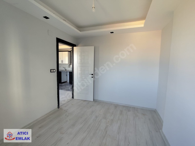 Sarıçam'da Kiralık 1+1 Daire: Merkezi Konum, Doğalgaz Kombili — fotoğraf 11