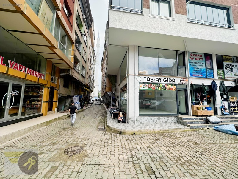 *of Gayrimenkul*ilçe Merkezi 140m2 Köşe Başı Kiralık Dükkan — fotoğraf 7