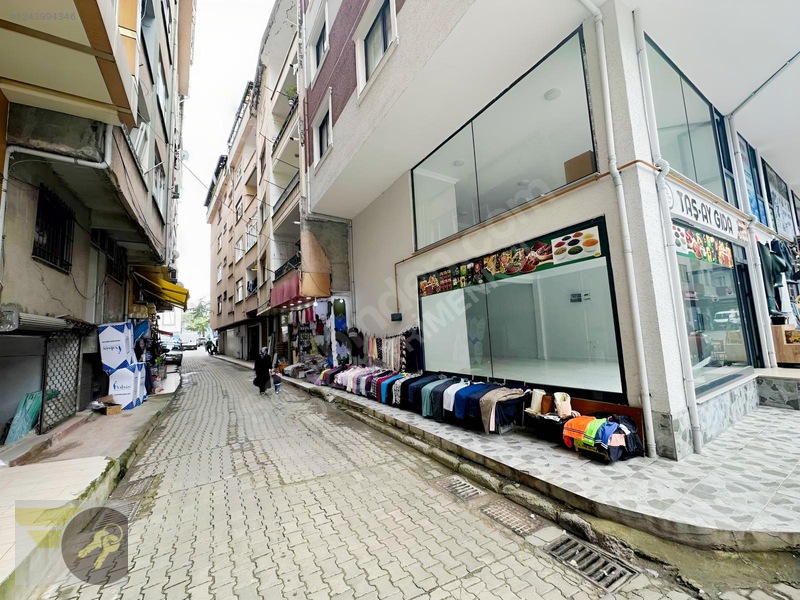 *of Gayrimenkul*ilçe Merkezi 140m2 Köşe Başı Kiralık Dükkan — fotoğraf 9