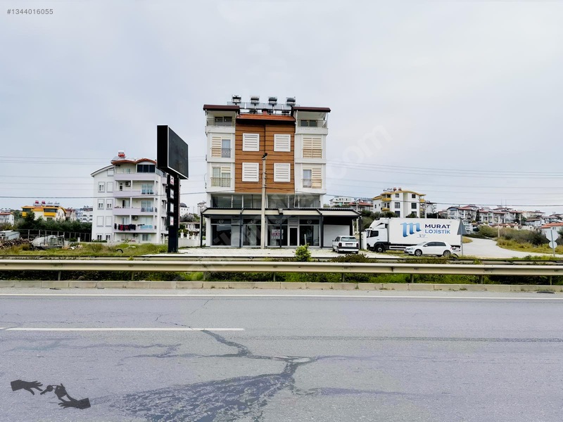 D400 Karayoluna Sıfır 3 Katlı Totem Direkli Kiralık Dükkan — fotoğraf 7