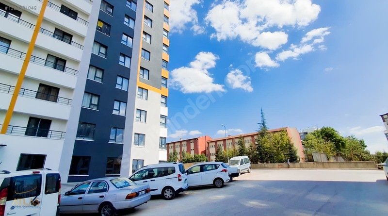 Aşağıyahyalar'da Kapalı Otoparklı Kilerli 4+1 Lüx Daire — fotoğraf 3