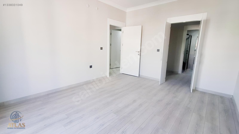 Aşağıyahyalar'da Kapalı Otoparklı Kilerli 4+1 Lüx Daire — fotoğraf 24