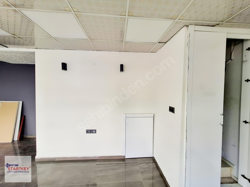 Karşıyaka Rüştü Şardağ Caddesinde Ana Cad. Üzeri Kiralık Dükkân — fotoğraf 8
