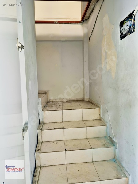 Karşıyaka Rüştü Şardağ Caddesinde Ana Cad. Üzeri Kiralık Dükkân — fotoğraf 10