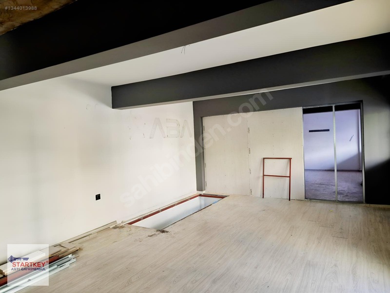 Karşıyaka Rüştü Şardağ Caddesinde Ana Cad. Üzeri Kiralık Dükkân — fotoğraf 20