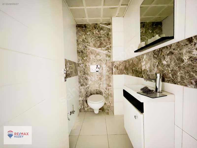 Remax Nevin' Den Derebahçe' De Site İçi Satılık 4+1 Daire — fotoğraf 13