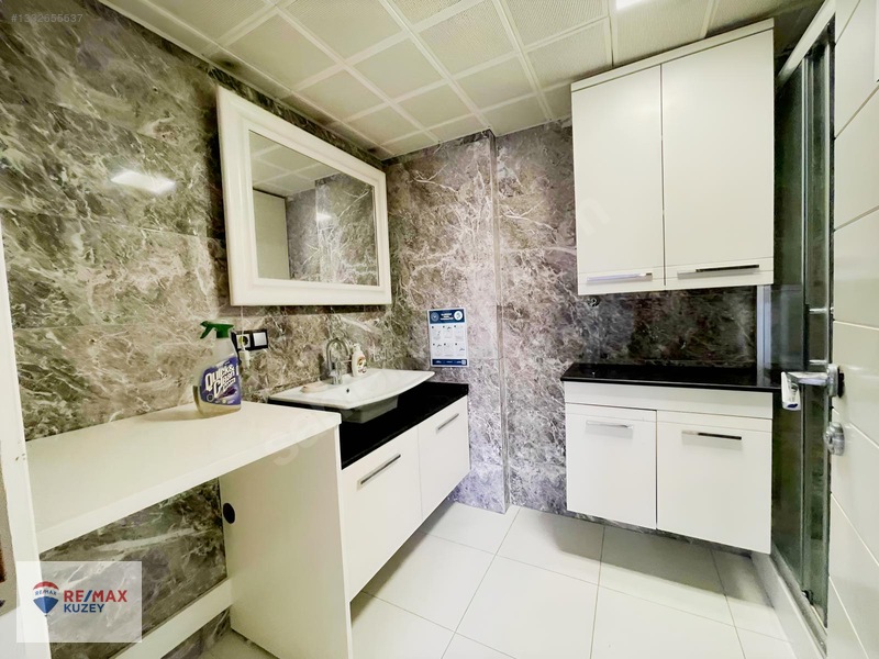 Remax Nevin' Den Derebahçe' De Site İçi Satılık 4+1 Daire — fotoğraf 18