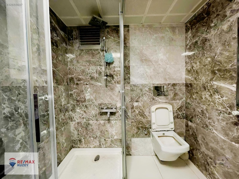 Remax Nevin' Den Derebahçe' De Site İçi Satılık 4+1 Daire — fotoğraf 19