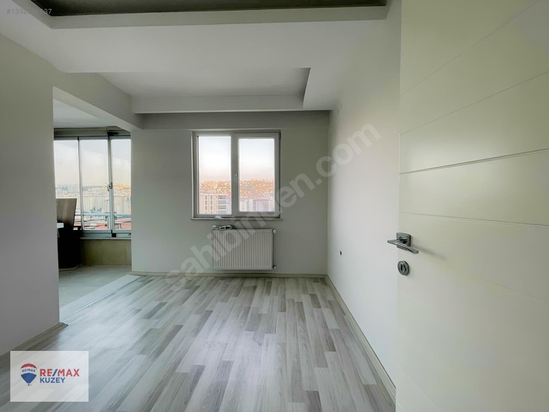 Remax Nevin' Den Derebahçe' De Site İçi Satılık 4+1 Daire — fotoğraf 20