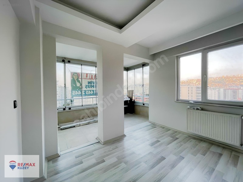 Remax Nevin' Den Derebahçe' De Site İçi Satılık 4+1 Daire — fotoğraf 21