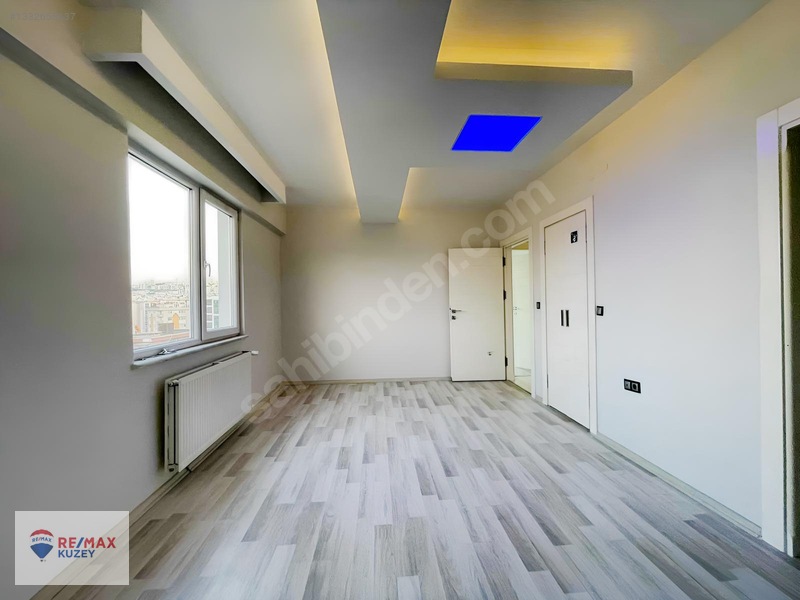 Remax Nevin' Den Derebahçe' De Site İçi Satılık 4+1 Daire — fotoğraf 26