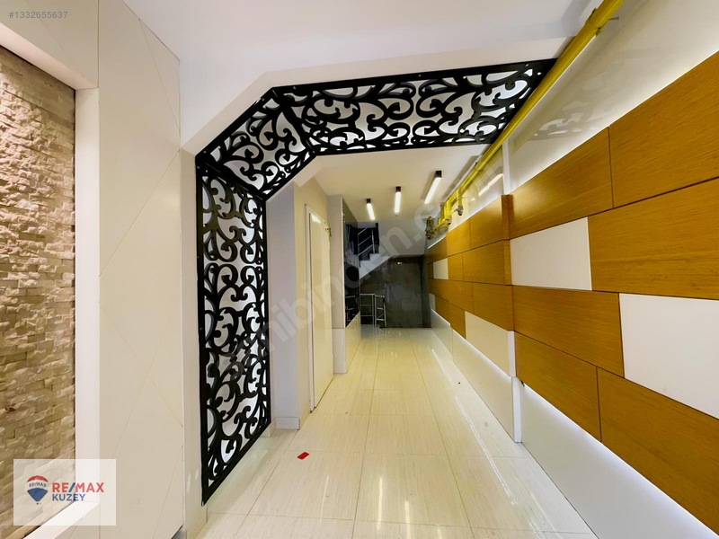 Remax Nevin' Den Derebahçe' De Site İçi Satılık 4+1 Daire — fotoğraf 31